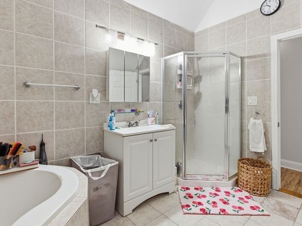 408 Seaver St 2, Boston MA 02121