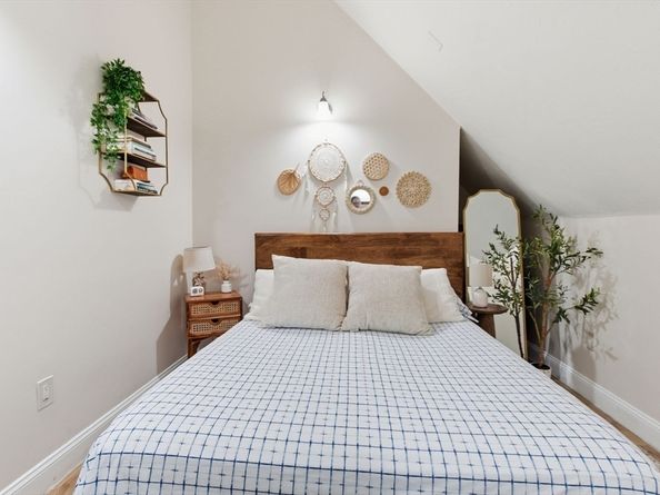 408 Seaver St 2, Boston MA 02121