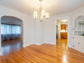 58 Goodrich St, Fitchburg MA 01420