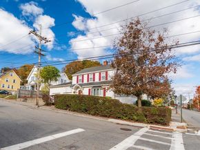 58 Goodrich St, Fitchburg MA 01420