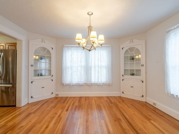 58 Goodrich St, Fitchburg MA 01420