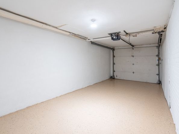 58 Goodrich St, Fitchburg MA 01420