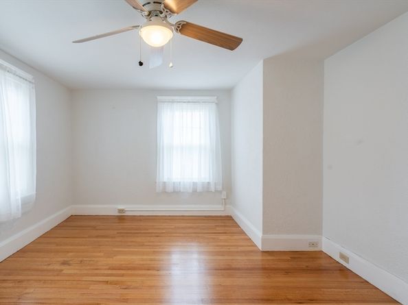 58 Goodrich St, Fitchburg MA 01420