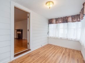 58 Goodrich St, Fitchburg MA 01420