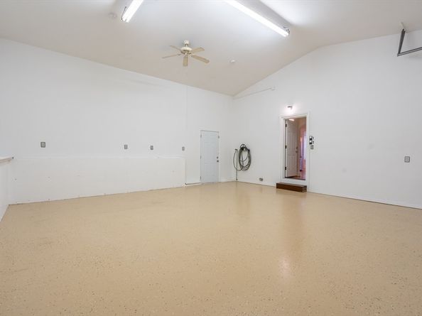 58 Goodrich St, Fitchburg MA 01420