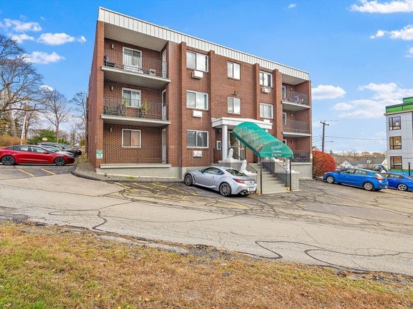 35 High St 9, Marlborough MA 01752