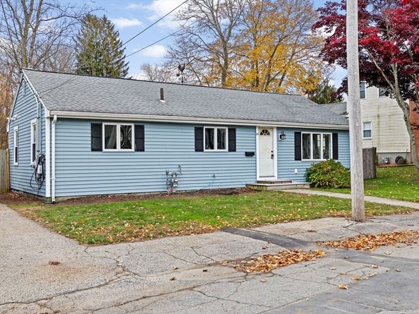 24 Blake Rd, Weymouth MA 02188