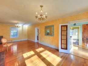 24 Hadwen Road, Worcester MA 01602