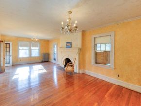 24 Hadwen Road, Worcester MA 01602