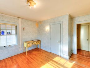 24 Hadwen Road, Worcester MA 01602