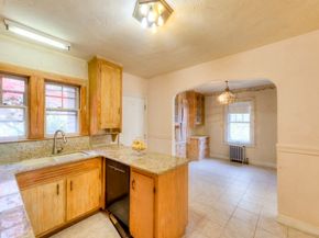 24 Hadwen Road, Worcester MA 01602