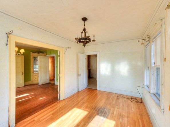 24 Hadwen Road, Worcester MA 01602