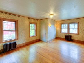 24 Hadwen Road, Worcester MA 01602