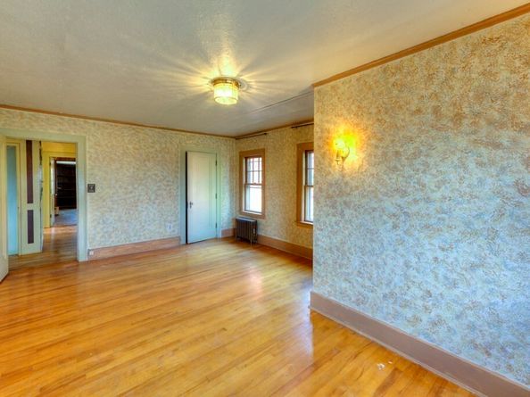 24 Hadwen Road, Worcester MA 01602