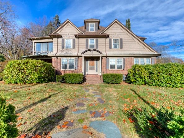 24 Hadwen Road, Worcester MA 01602