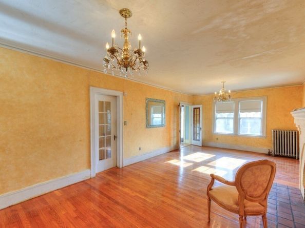 24 Hadwen Road, Worcester MA 01602