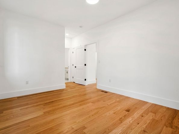 23 A Ward Street A, Woburn MA 01801