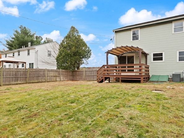 163 Hayward St 163, Bridgewater MA 02324