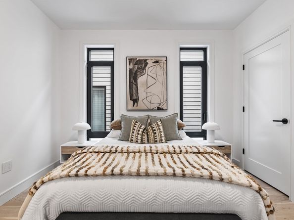 33 A Street 503, Boston MA 02127