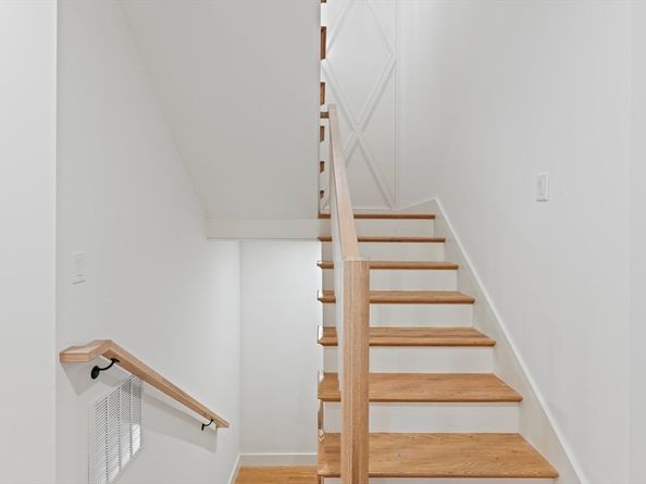 21 Fayette 1, Watertown MA 02472