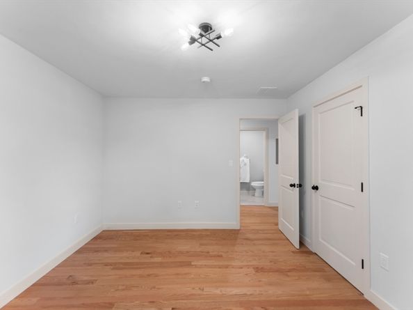 21 Fayette 1, Watertown MA 02472