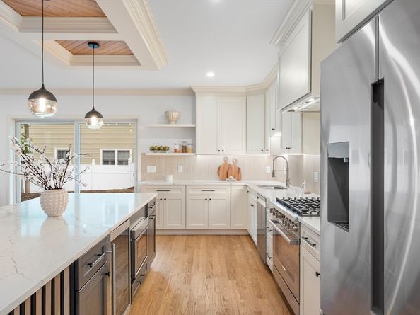 21 Fayette 1, Watertown MA 02472