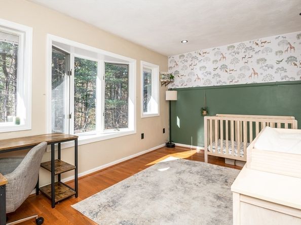 905 Sherwood Forest Ln. 905, Saugus MA 01906