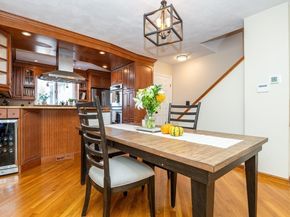 905 Sherwood Forest Ln. 905, Saugus MA 01906