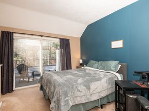 905 Sherwood Forest Ln. 905, Saugus MA 01906