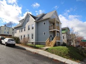 74 Green Hill Pkwy, Worcester MA 01605