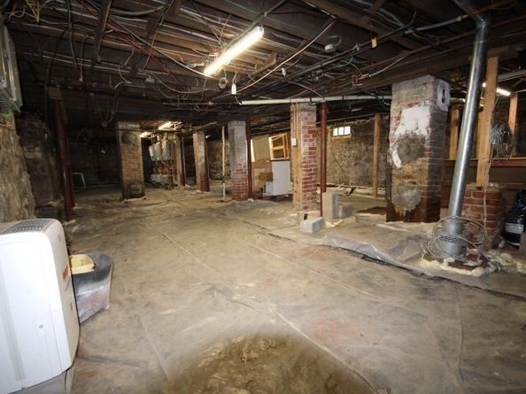 74 Green Hill Pkwy, Worcester MA 01605