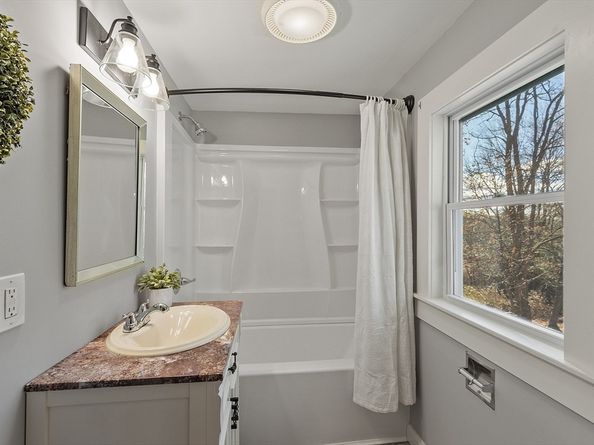 108 Highland St, Winchendon MA 01475