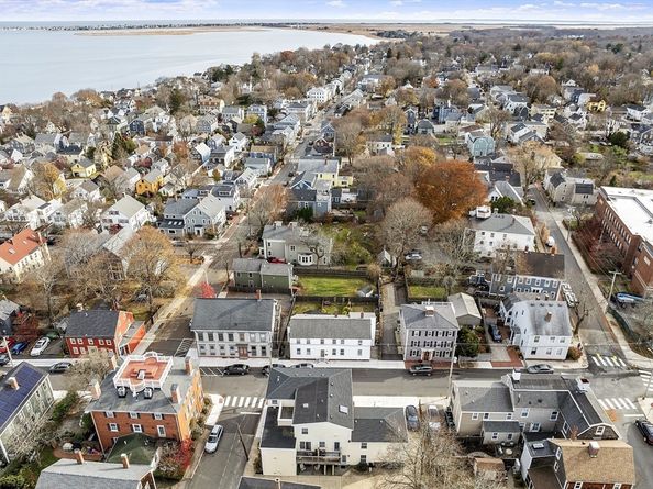 58 Lime 5, Newburyport MA 01950