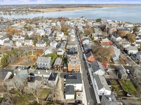 58 Lime 5, Newburyport MA 01950