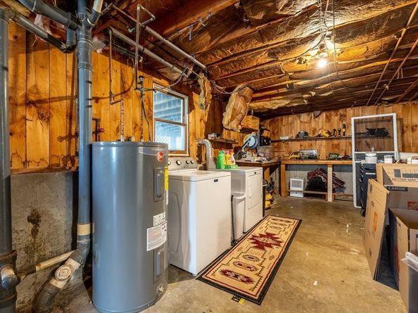 9 Hebert Rd, Spencer MA 01562