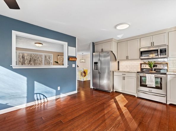 9 Hebert Rd, Spencer MA 01562