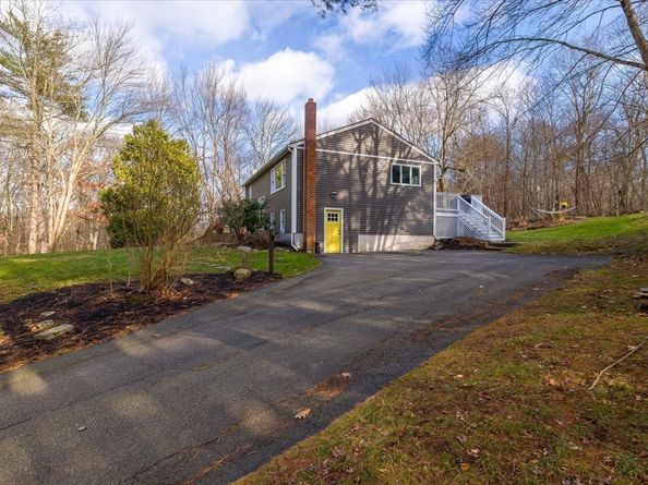 9 Hebert Rd, Spencer MA 01562