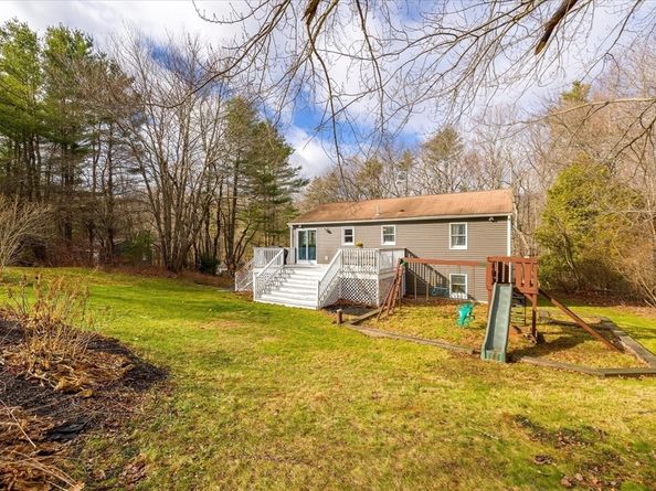 9 Hebert Rd, Spencer MA 01562