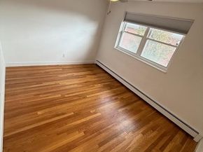 21 Warren 24, Waltham MA 02453