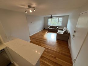 21 Warren 24, Waltham MA 02453