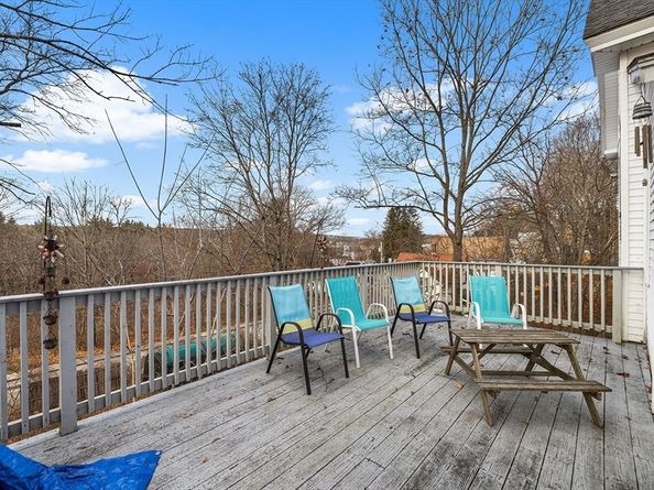 63 Hampstead Pl, Athol MA 01331