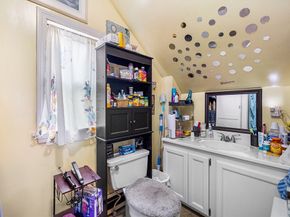 63 Hampstead Pl, Athol MA 01331