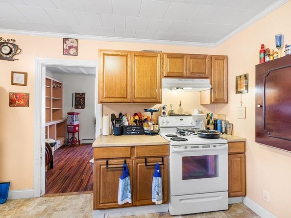 63 Hampstead Pl, Athol MA 01331