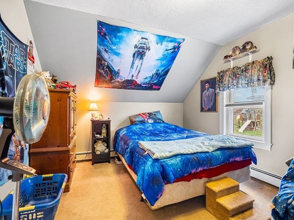 63 Hampstead Pl, Athol MA 01331