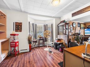 63 Hampstead Pl, Athol MA 01331