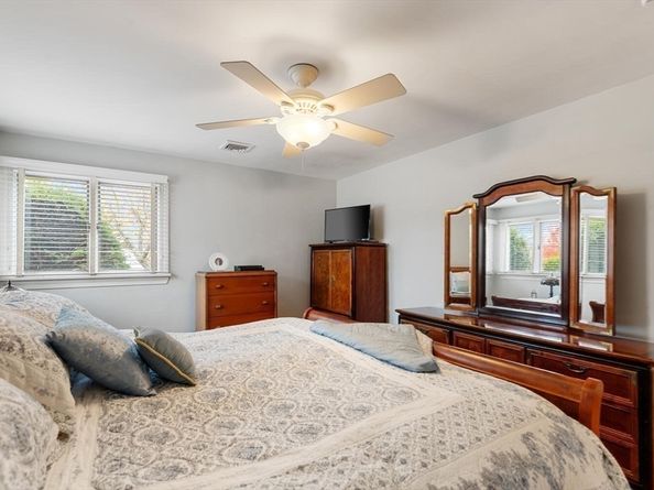 35 Alden Rd, Swampscott MA 01907