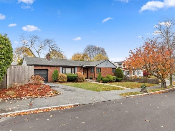 35 Alden Rd, Swampscott MA 01907