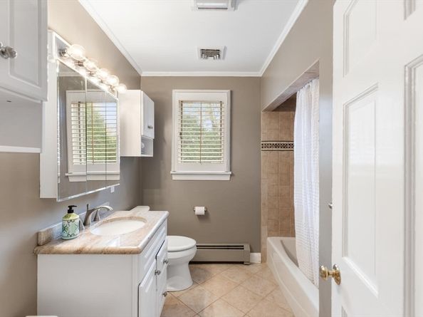 35 Alden Rd, Swampscott MA 01907