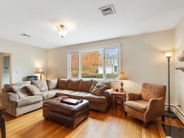 35 Alden Rd, Swampscott MA 01907