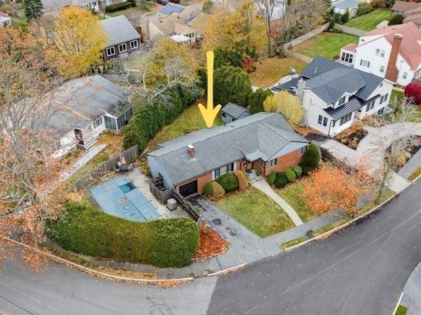 35 Alden Rd, Swampscott MA 01907